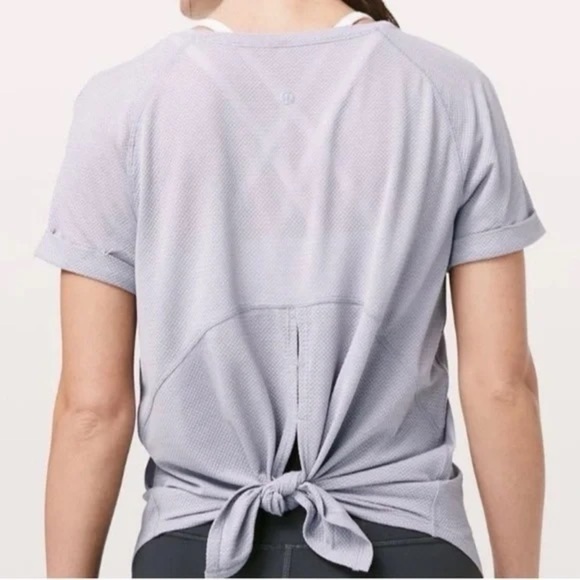 Lululemon Open Up Tie Back Tee, Heathered Lavender Grey/Lavender Grey, Size 4 - Picture 2 of 8